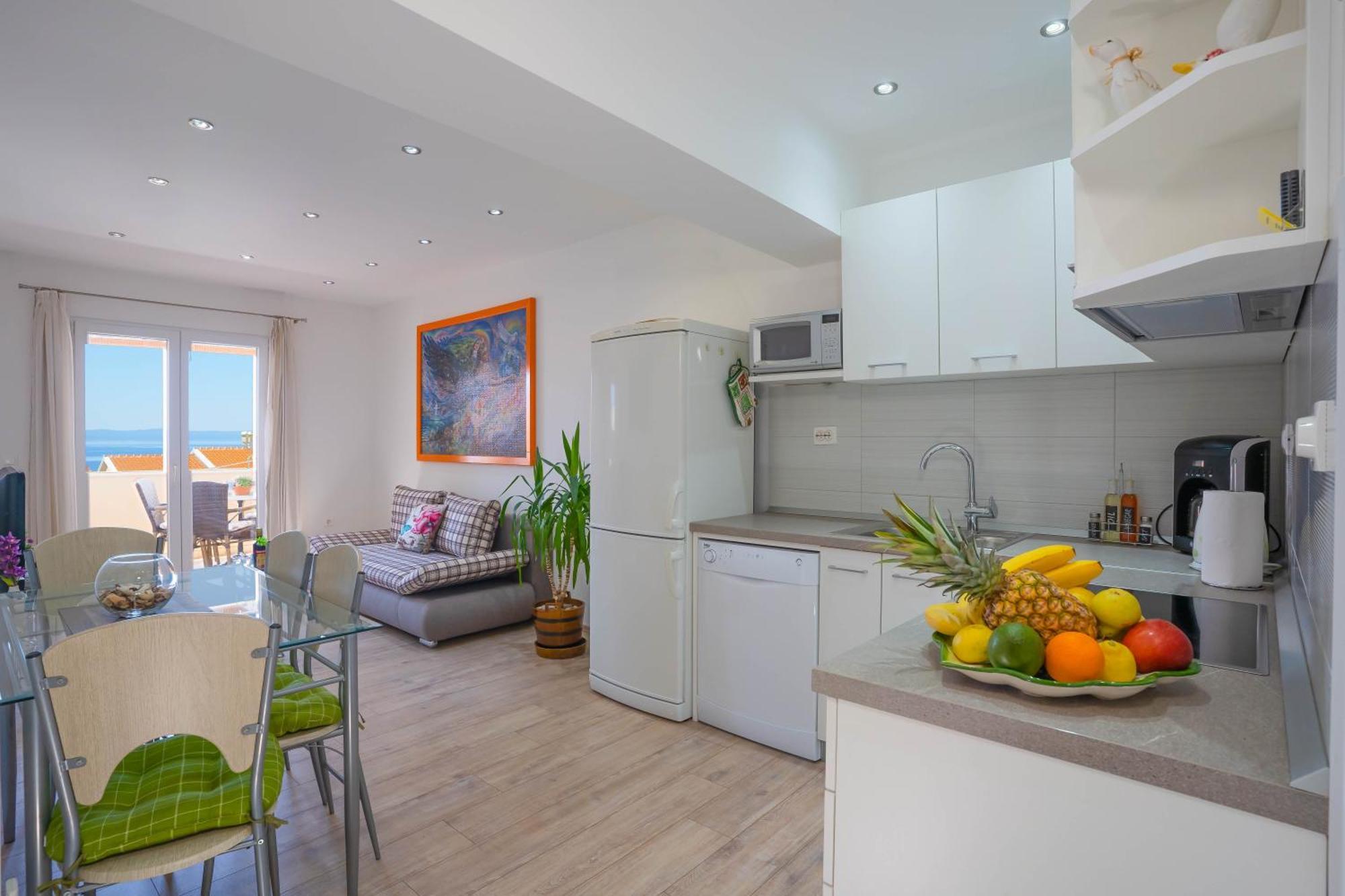 Apartments Angela Makarska Bagian luar foto