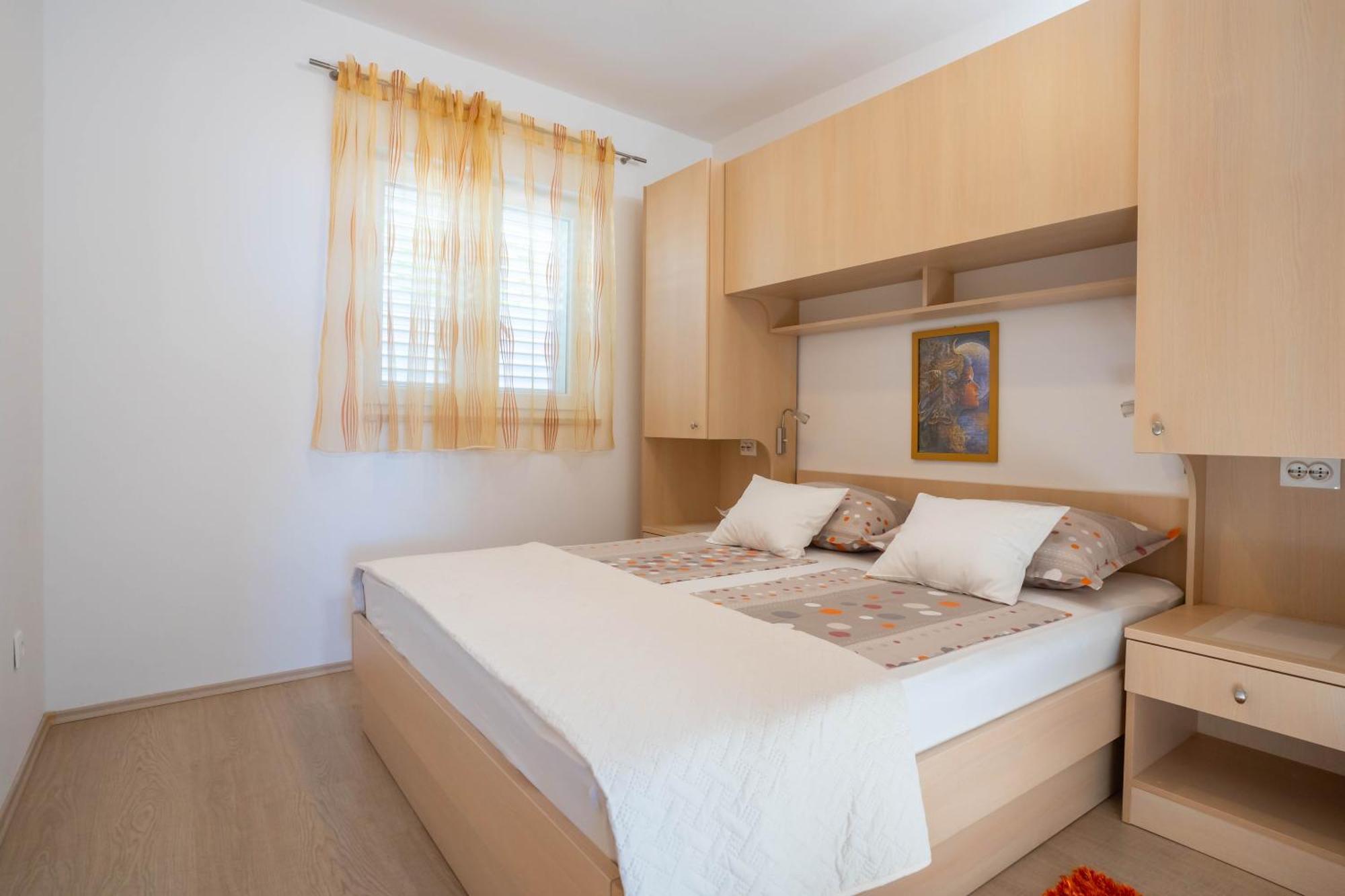 Apartments Angela Makarska Bagian luar foto